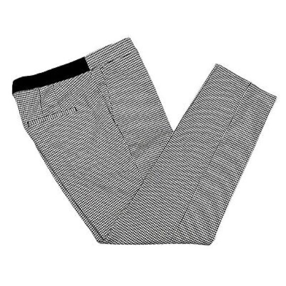 Jogger - Picture 3 of 10